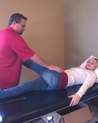 6 Great Iliotibial Band Stretches for Tight ITB - Knee Pain Explained