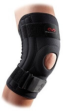 Knee braces can be used to protect the knee from further injury