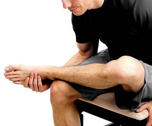 Leg stretches can be a really useful knee joint pain treatment