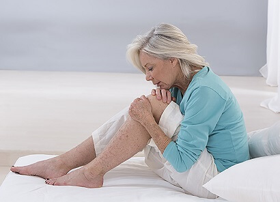 Is it possible to get DVT while sleeping with a pillow under knees